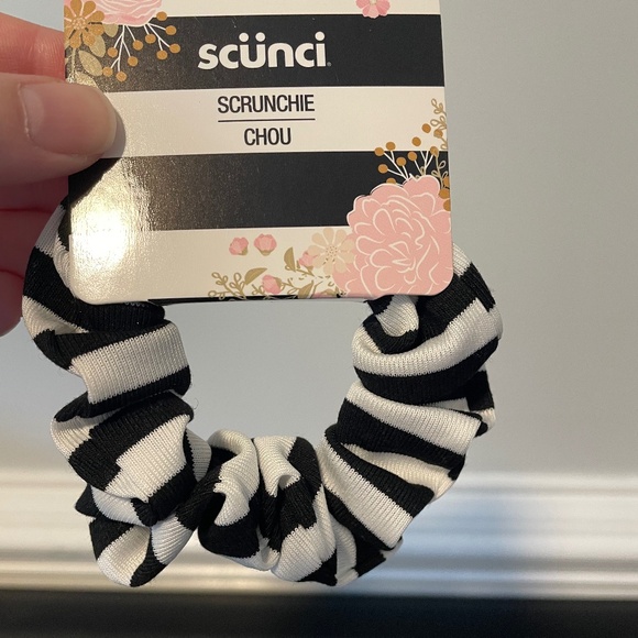 5 for $20: Target scrunchies - Picture 4 of 8